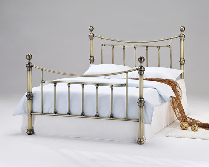 Charlotte Antique Brass Bedsteads From